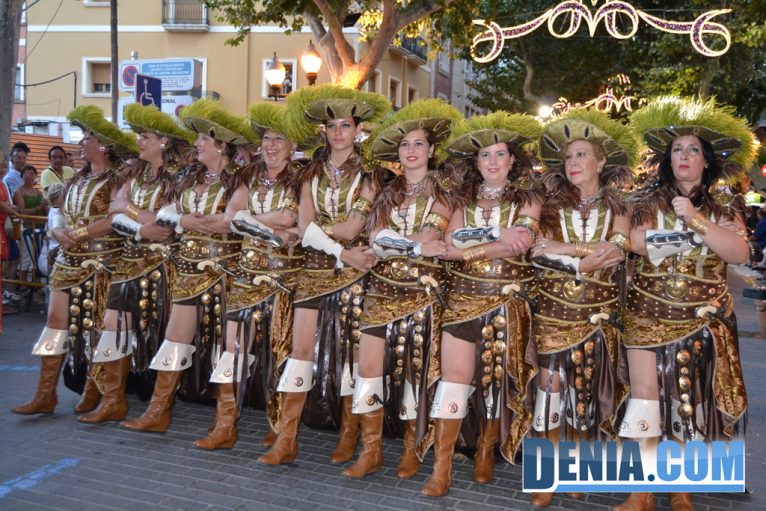 Desfile de gala de Moros y Cristianos Dénia 2013 - Filà Piratas Berberiscas