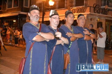 Filà Berebers Tuaregs en la entraeta festera de la recepción cristiana de Dénia