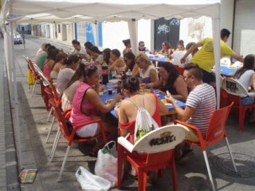 Comida en el casal Pascual García de la Falla Oeste