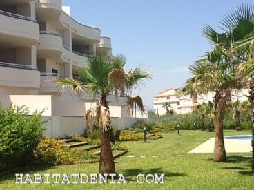 Habitat Dénia, Apartamento aestrenaren primera linea de playa