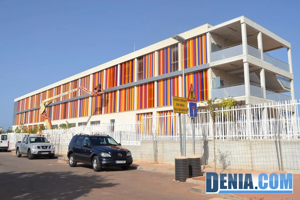 El colegio Llebeig estrena nuevo acceso 1 IES Número 3 de Dénia