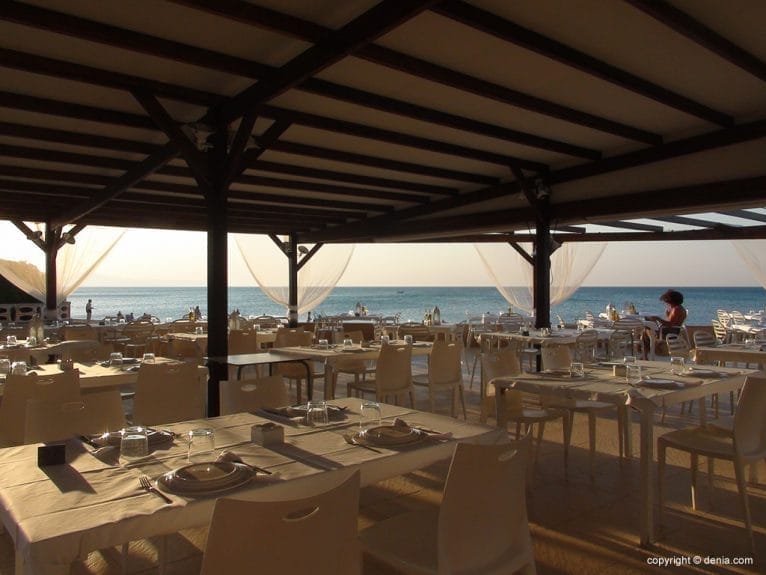 Terraza Mesas Hotel Mar Noguera