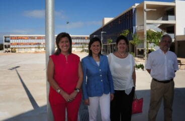 Visita consellera nuevo IES de Dénia