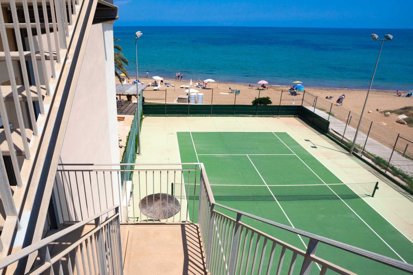 Pista de tenis en Denia - Hotel Los Angeles