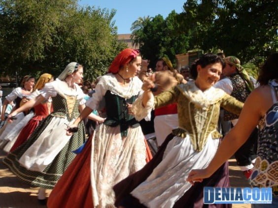 El grupo de danza Folklórica Dianium Dansa abre su plazo de inscripción