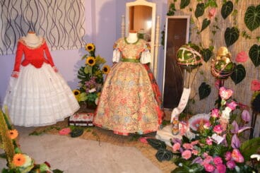 Exposición del traje de Paloma Mengual