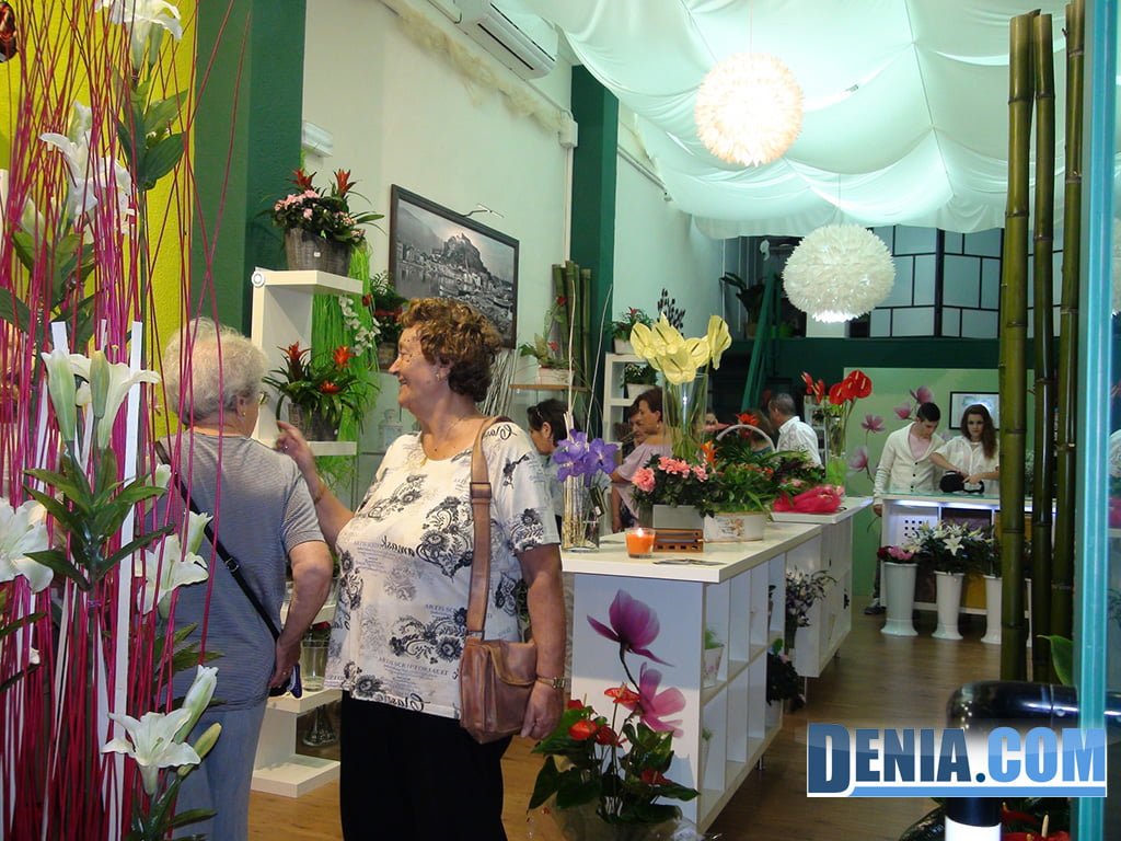 Orquidea Dénia, nueva tienda de flores, centos de flores, arreglos y ramos de flores naturales y artificiales