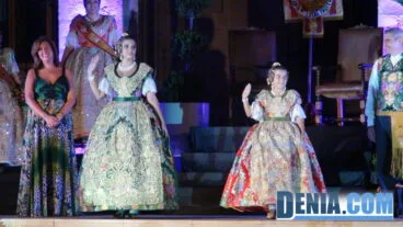 Presentación de las Falleras Mayores de Dénia 2014 – Sara y Paloma