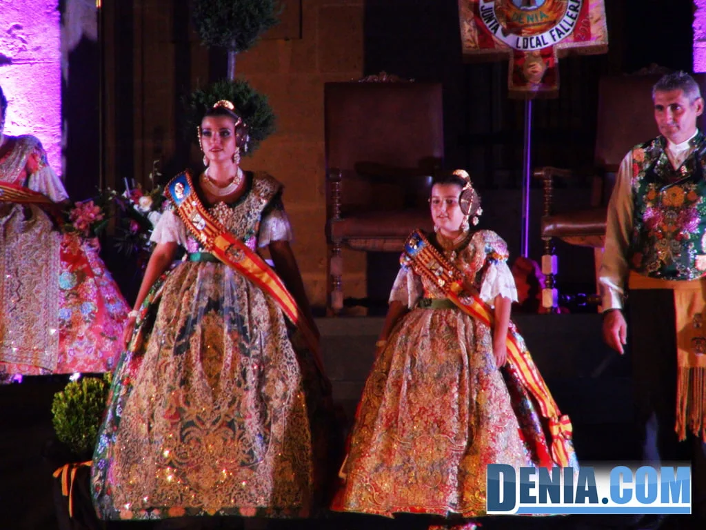 Presentación de las Falleras Mayores de Dénia 2014 - Sara y Paloma