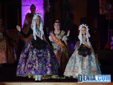 Presentación de las Falleras Mayores de Dénia 2014 – Belleas del Foc de Alicante