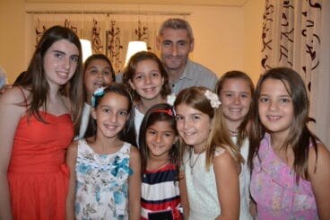 Visita de trajes a las FFMM de Dénia – Paloma y su corte