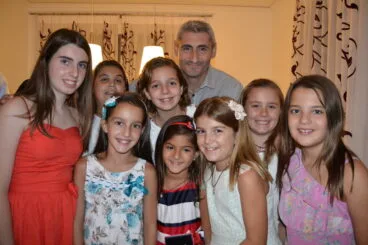 Visita de trajes a las FFMM de Dénia – Paloma y su corte