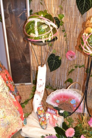 Visita de trajes a las FFMM de Dénia – aderezos de Paloma 02