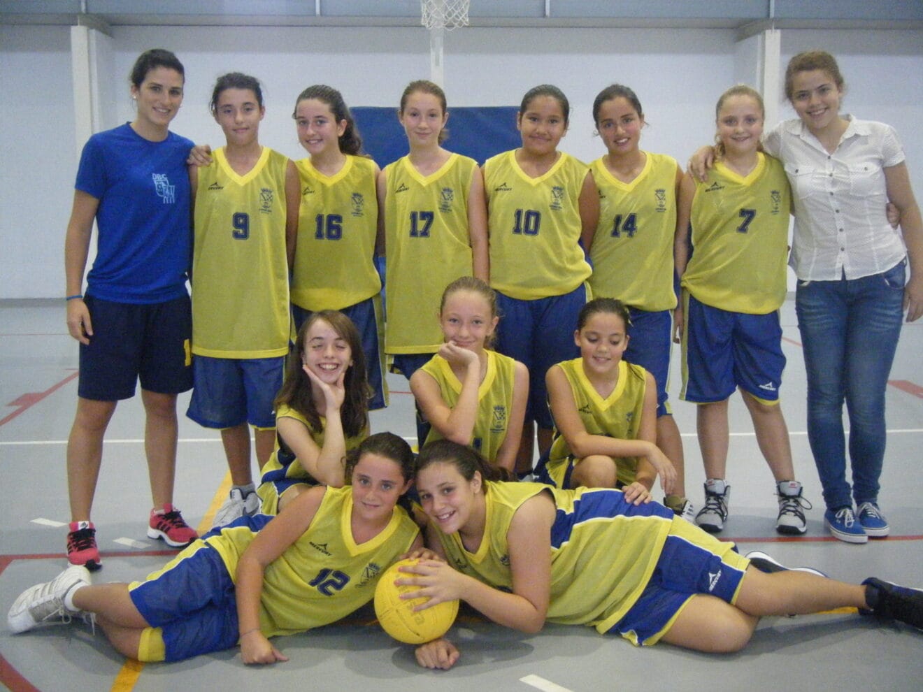 El Calpe es el rival de las alevines de la EM Dénia Basquet