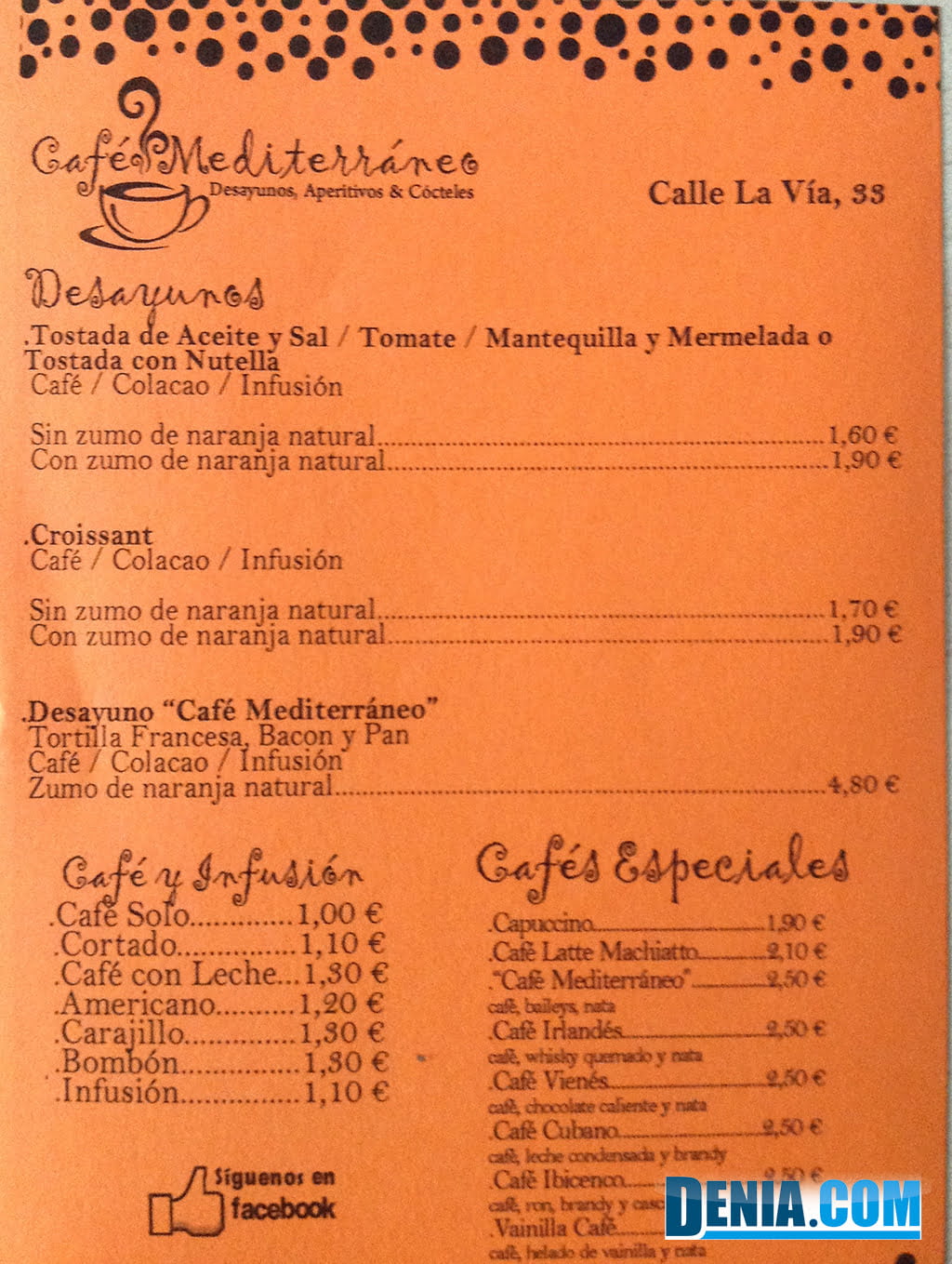 Café Mediterráneo, carta de desayunos completos con tostada y zumos naturales de naranja