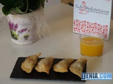 Café Mediterráneo, empanadillas argentinas caseras