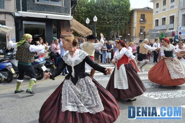 Celebración del Día de la Comunitat Dianium Dansa 01