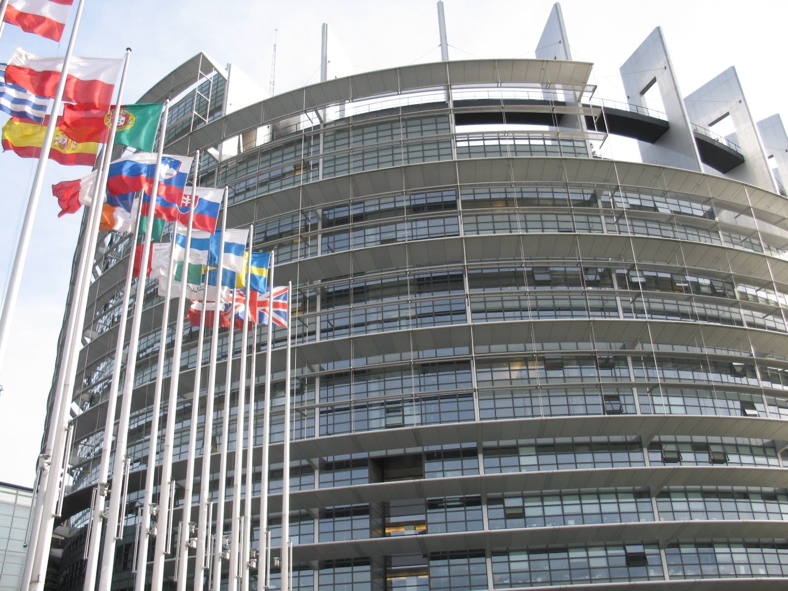 Charlas para comprender y ejercer el voto en las elecciones al Parlamento Europeo