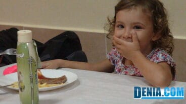 Con la família, los amigos o tu sólo, almuerzos, comidas y cenas en Bar Pasaje Dénia