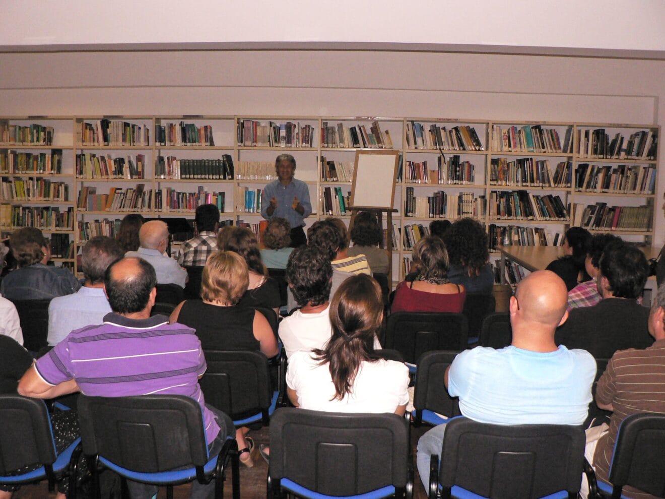 Cuenta_cuentos_Dia_Biblioteca I