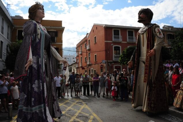Danzas Tradicionales Valencianas a cargo de Dianium Dansa