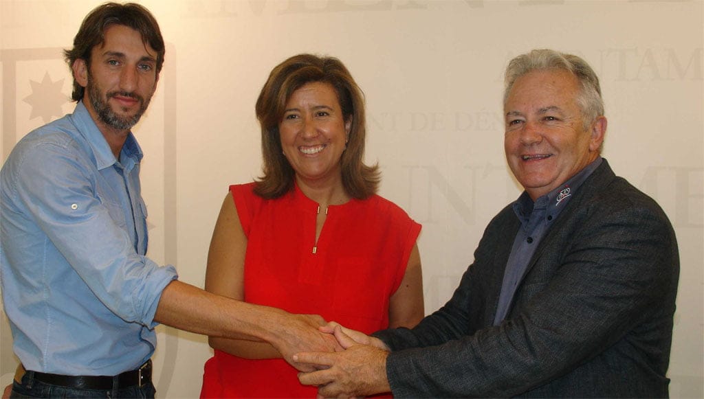 Firma del convenio con biciregistro