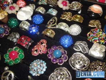 Happy & Funny, complementos y bisuteria, anillos de colores y formas