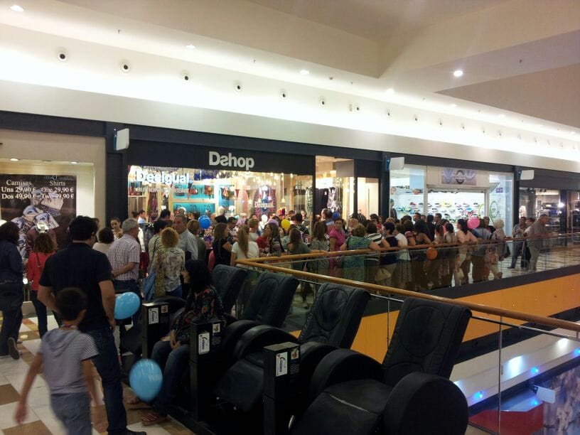 Inauguración de la tienda Desigual en Portal de la Marina Ondara