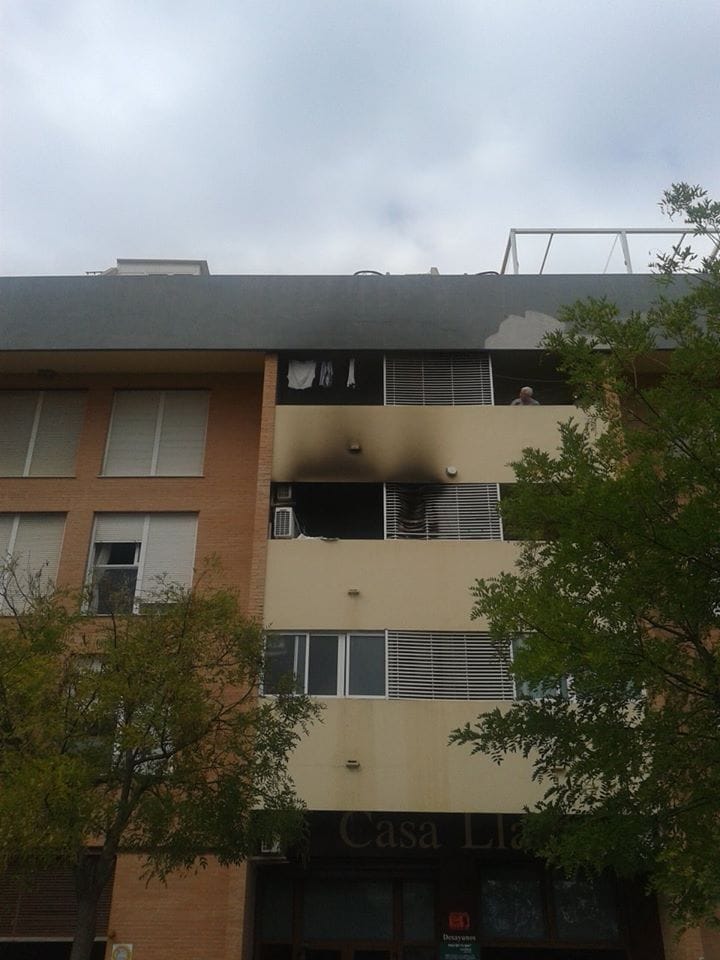 Incendio en la Calle Xàbia