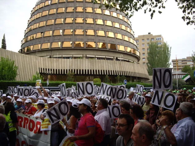 Jesús Pobre y La Xara se manifiestan en La Moncloa contra la supresión de las EATIMs 1 Manifestación contra la supresión de las EATIMS en Madrid 01