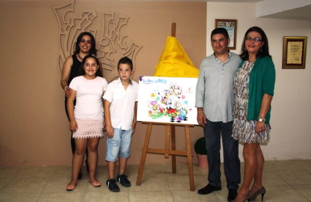 Presentación de bocetos de la falla Darrere del Castell 02