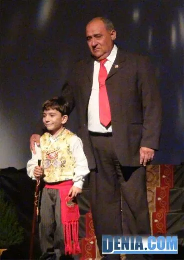 Presentación infantil París Pedrera 2014 – Valentín Ramón y José Candel