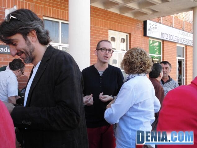 Concentración por el tren en Dénia 05