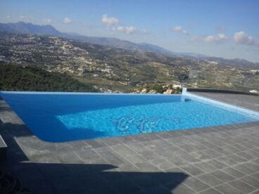 Construcción de piscinas particulares y públicas Denipool