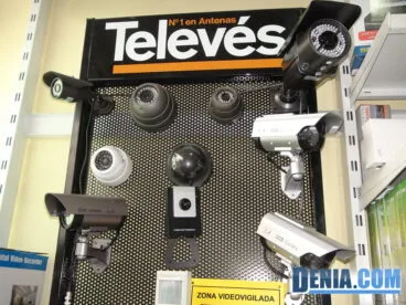 Digitaldenia, instalación de cámaras de videovigilancia y videoporteros