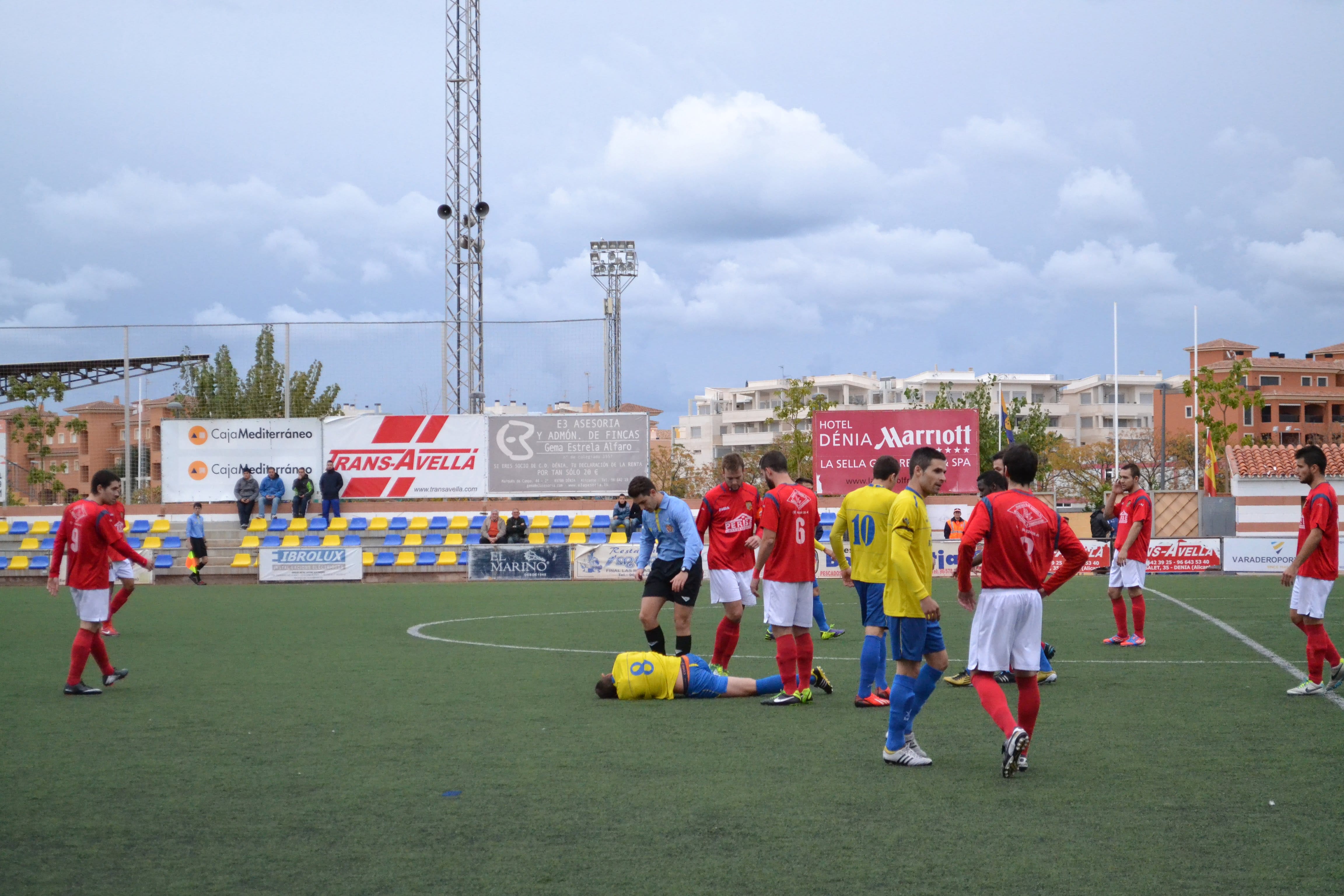El Canals frenó al CD. Dénia con muchas faltas