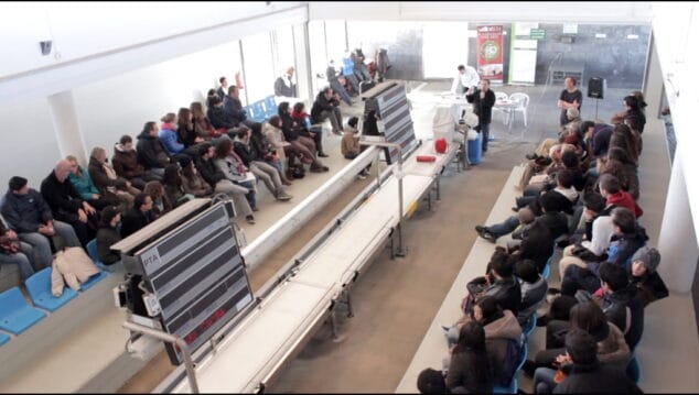 El Pòsit de Dénia acogió un encuentro entre estudiantes y pescadores