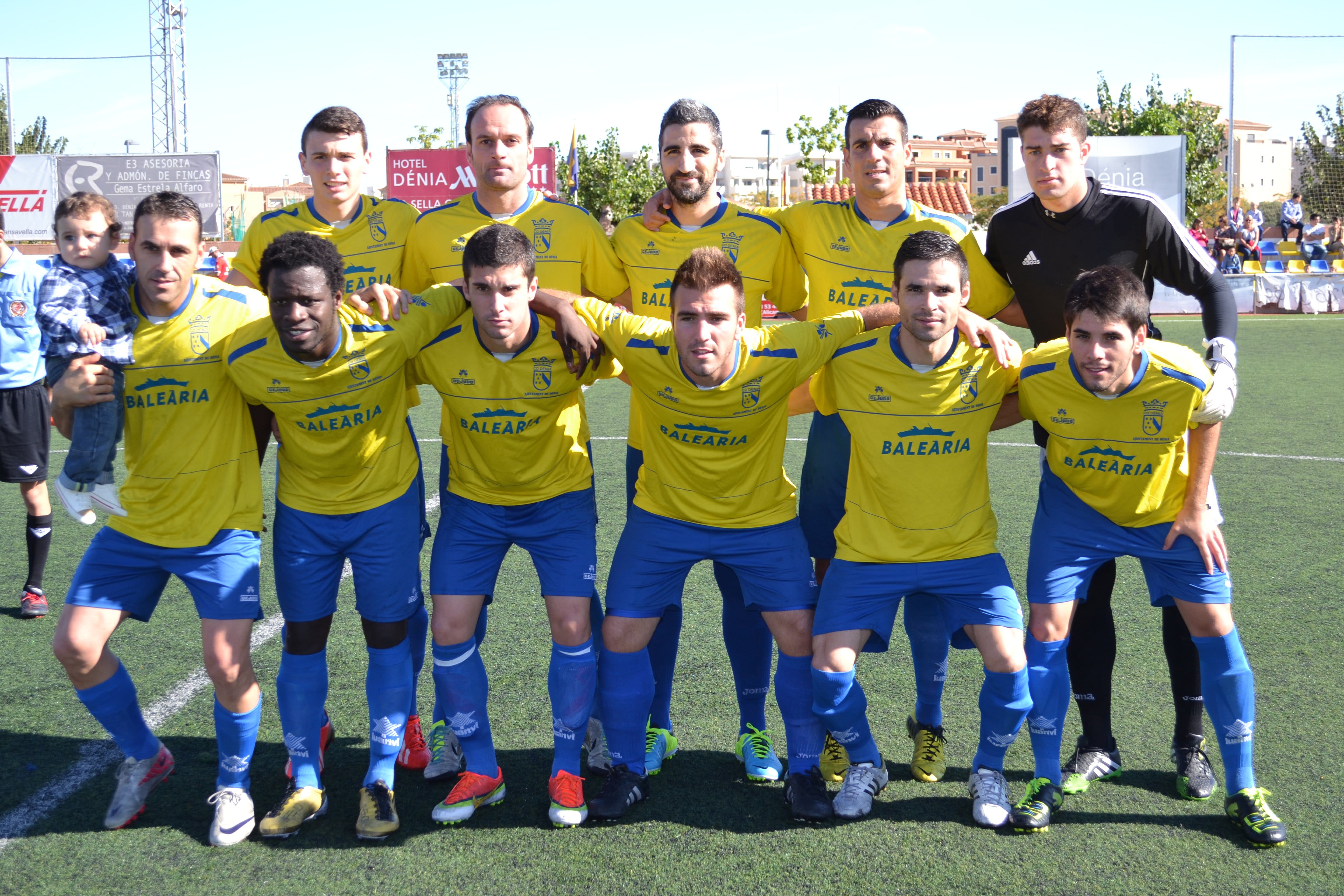El CD. Dénia lidera el grupo III de Preferente 1 Brillante liderato para el CD. Dénia