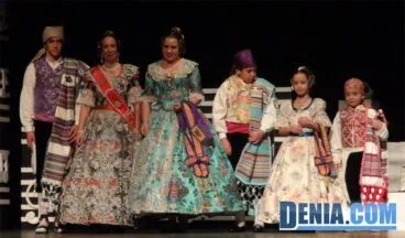 Presentación de la Falla Campaments 2014 – Corte de honor