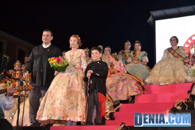 Presentación de la Falla Centro 49