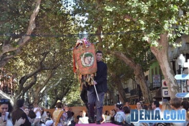 Presentación infantil Centro 2014 – Estandarte