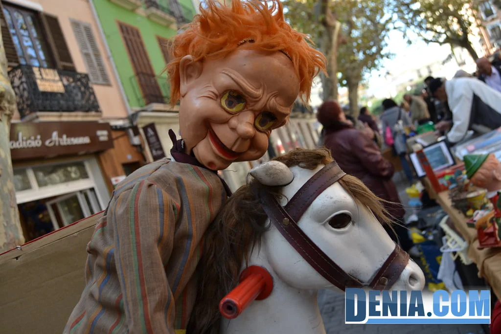 Feria del Juguete – Muñeco y caballo