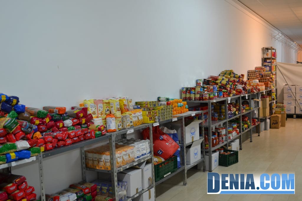Alimentos donados a Caritas