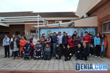Alumnos del Raquel Paya con David Ferrer