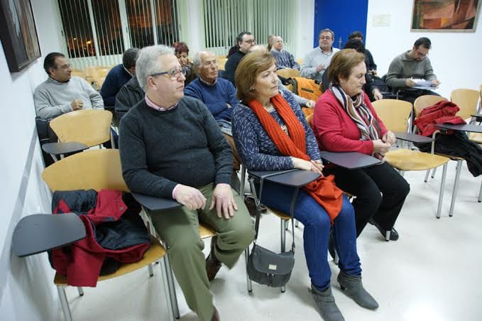 El Foro Ciudadanía y Política analiza el sistema electoral español 1 Charla sobre el sistema electoral español