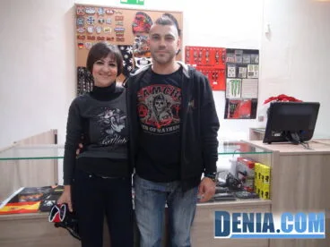 David y Maria, emprendedores de Costa Blanca Moto Store