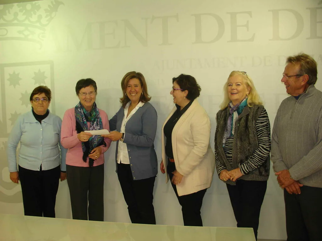 Donación de la Asociación Amigos de Dénia
