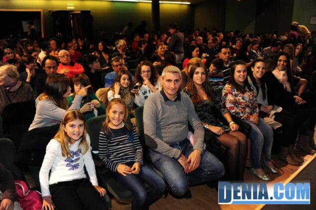 Festival Infantil de la Canción 2013 01 Público asistente