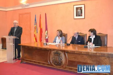 Medalla de la ciudad a John Cabrera