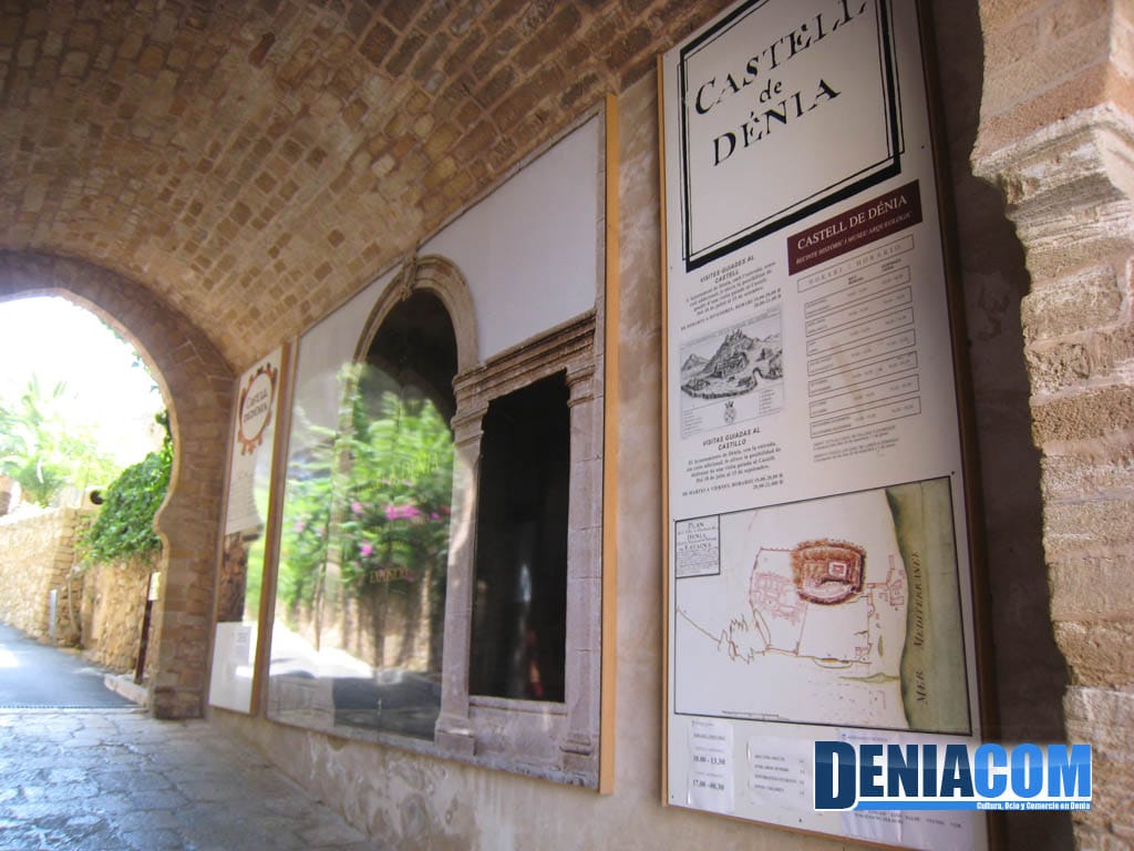 Pasadizo de entrada al Castillo de Dénia